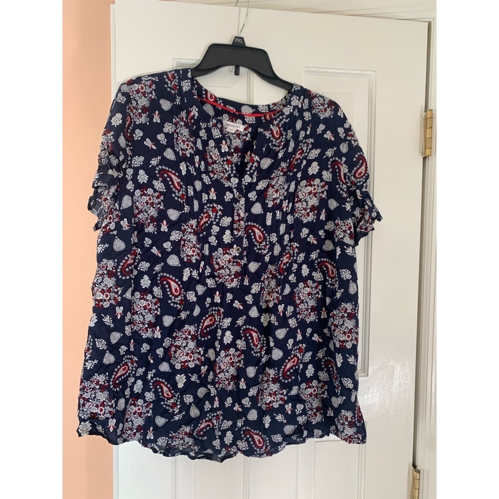 NWOT!! Dressbarn Westport Paisley Blouse